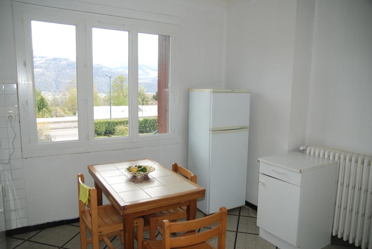 Spacious Home At The Heart Of Saint Ismier Εξωτερικό φωτογραφία