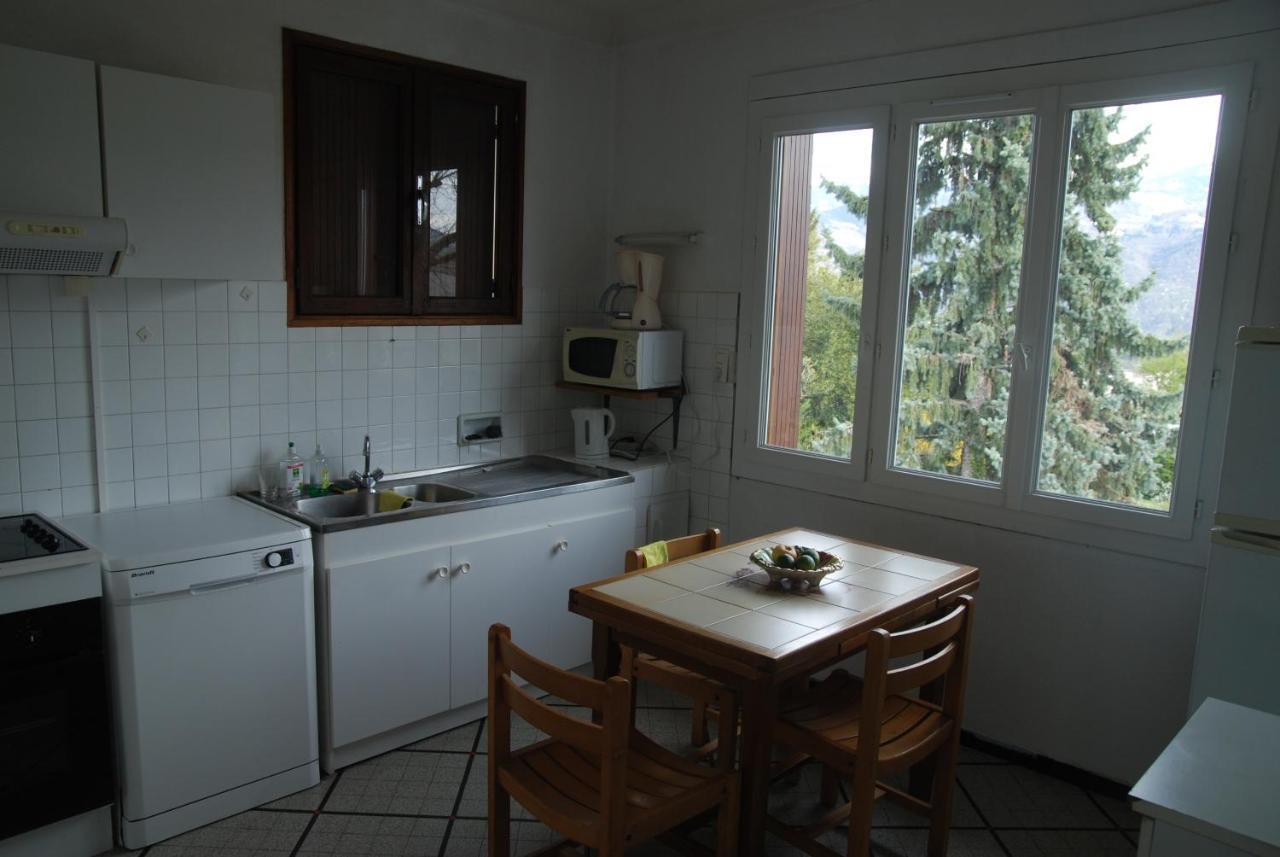Spacious Home At The Heart Of Saint Ismier Εξωτερικό φωτογραφία